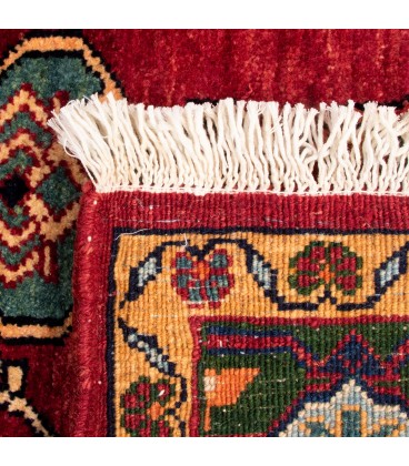 فرش دستبافت ذرع و نیم هریس کد NO192- ابعاد 101*157
