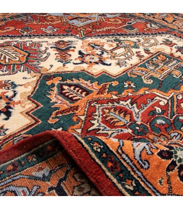 Heris Hand Knotted Rug Ref NO211- 244*201