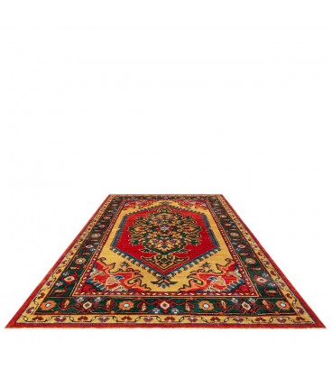 فرش دستبافت ذرع و نیم هریس کد NO241- ابعاد 111*173