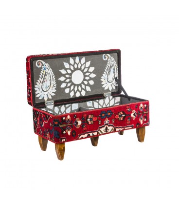 پاف دو نفره صندوق دار با فرش دستباف کد P29- ابعاد 40*90